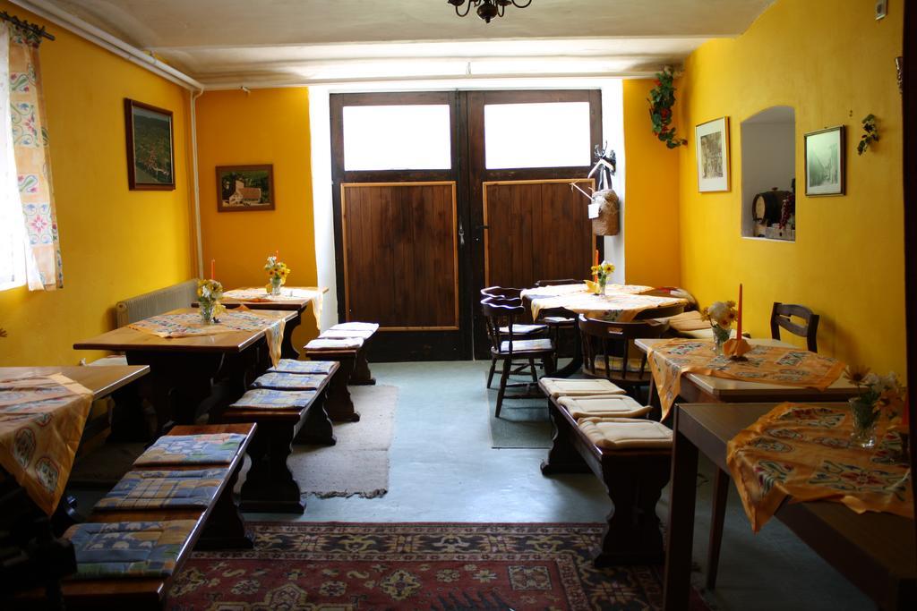 Weinbau-Gaestezimmer Martin Und Eva Maria Jamek Weissenkirchen in der Wachau Εξωτερικό φωτογραφία